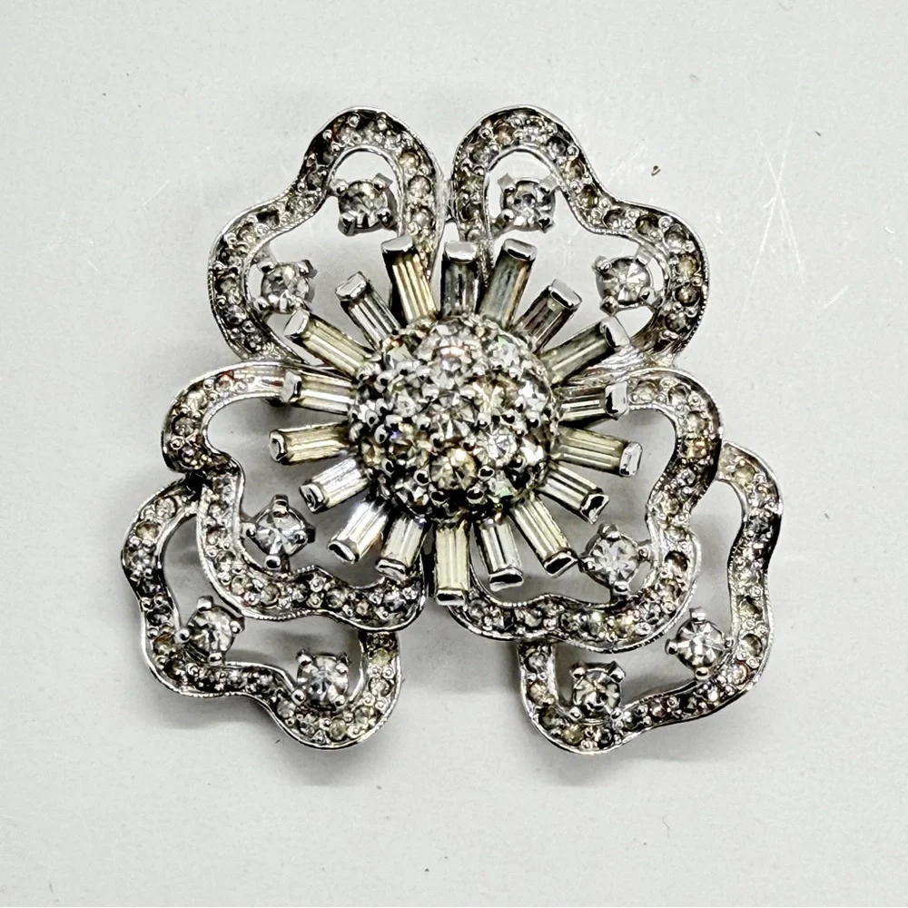 Pennino Silver Crystal Rhinestone Sun Flower & Ribbon Brooch Pin Vintage Signed